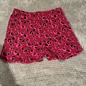 Women’s pink leopard print shorts